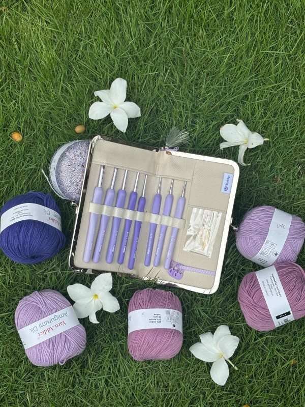 Tulip Etimo Murasaki Ergonomic Crochet Hooks